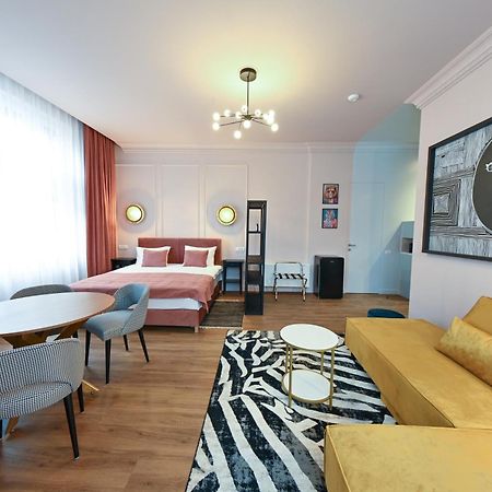 Leda Residence Oradea Extérieur photo