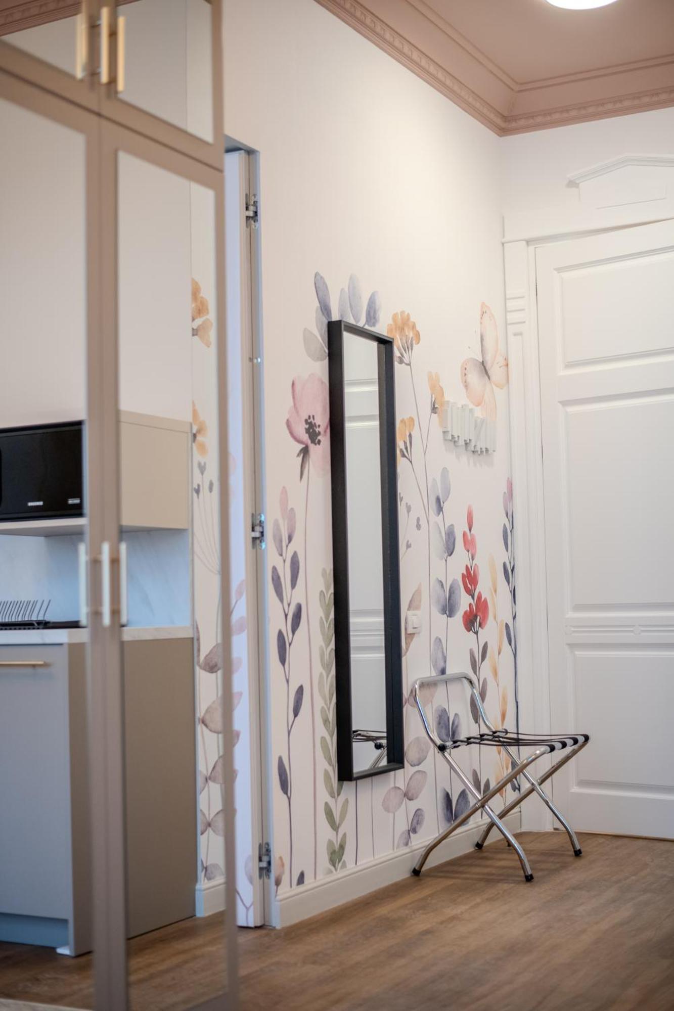 Leda Residence Oradea Extérieur photo