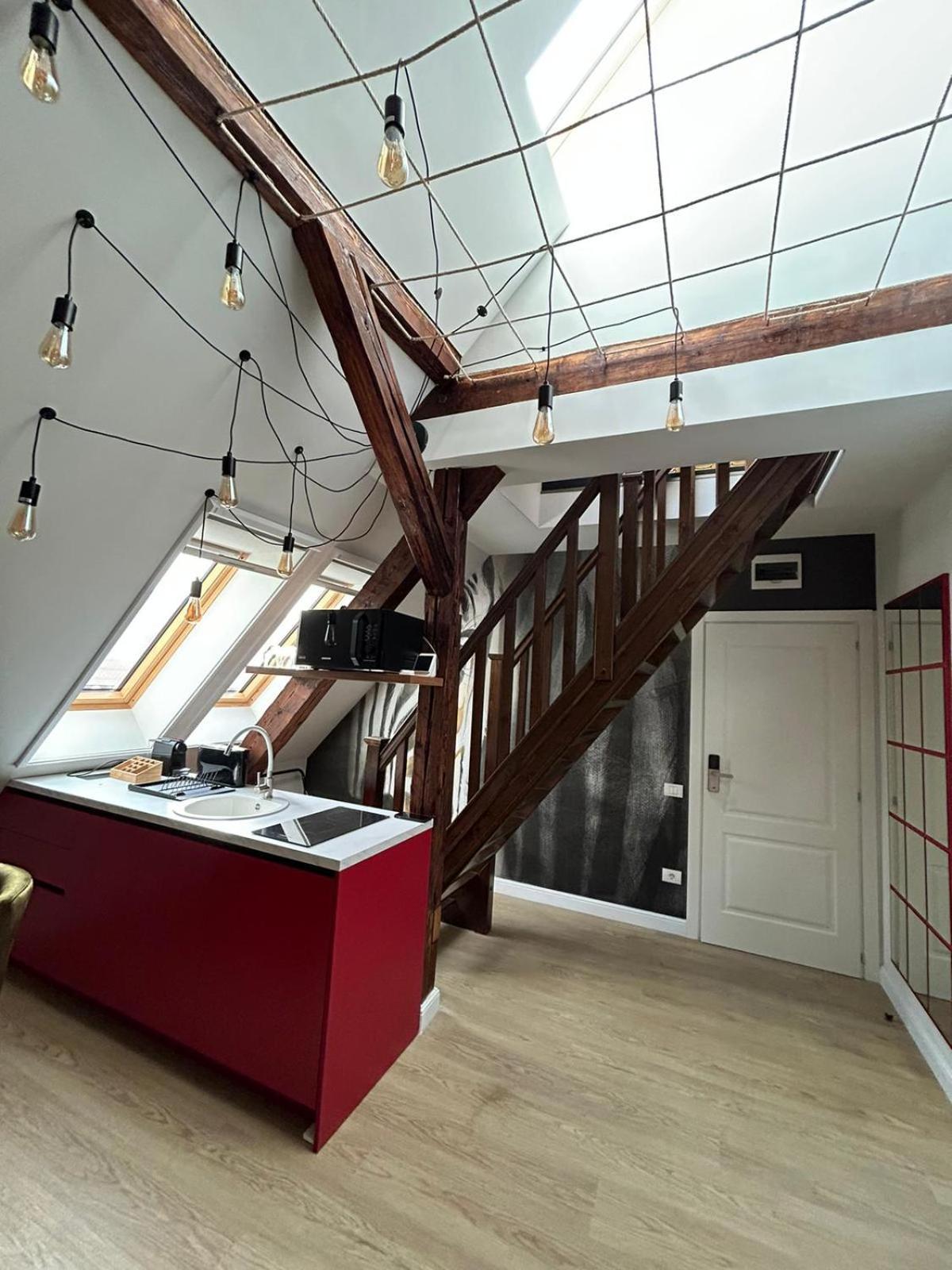 Leda Residence Oradea Extérieur photo