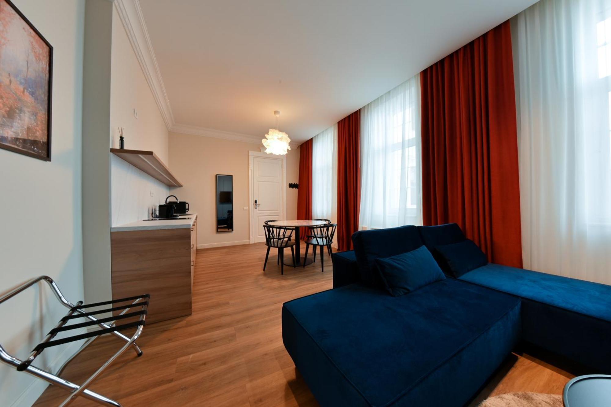 Leda Residence Oradea Extérieur photo