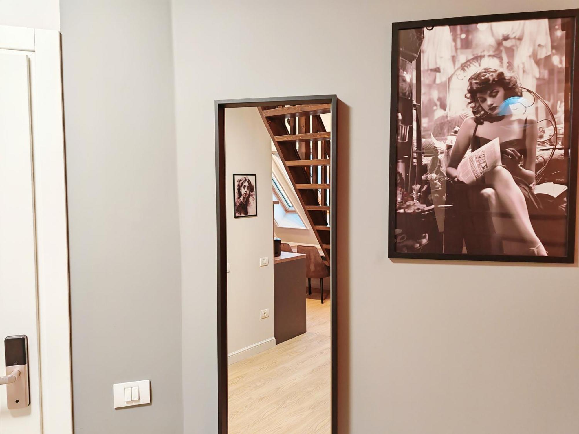Leda Residence Oradea Extérieur photo